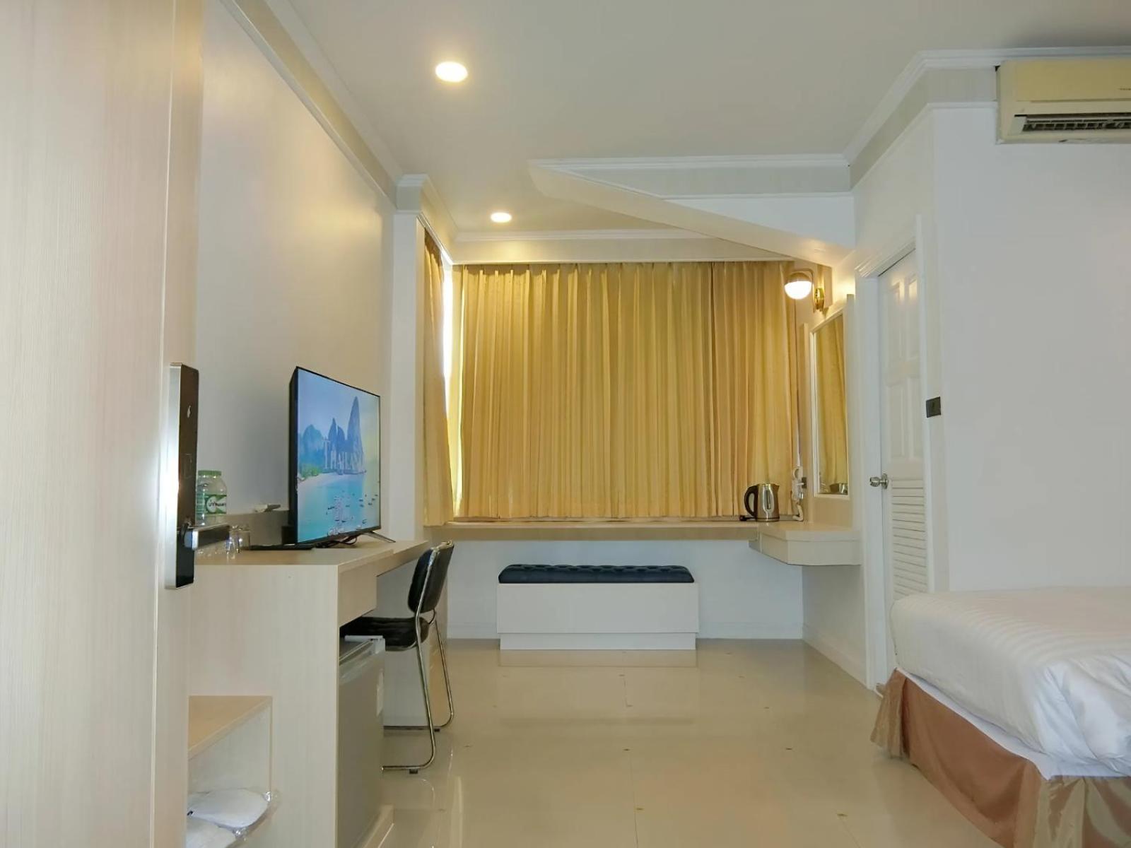 Sira Boutique Residence - Newly Renovated Patong Bagian luar foto