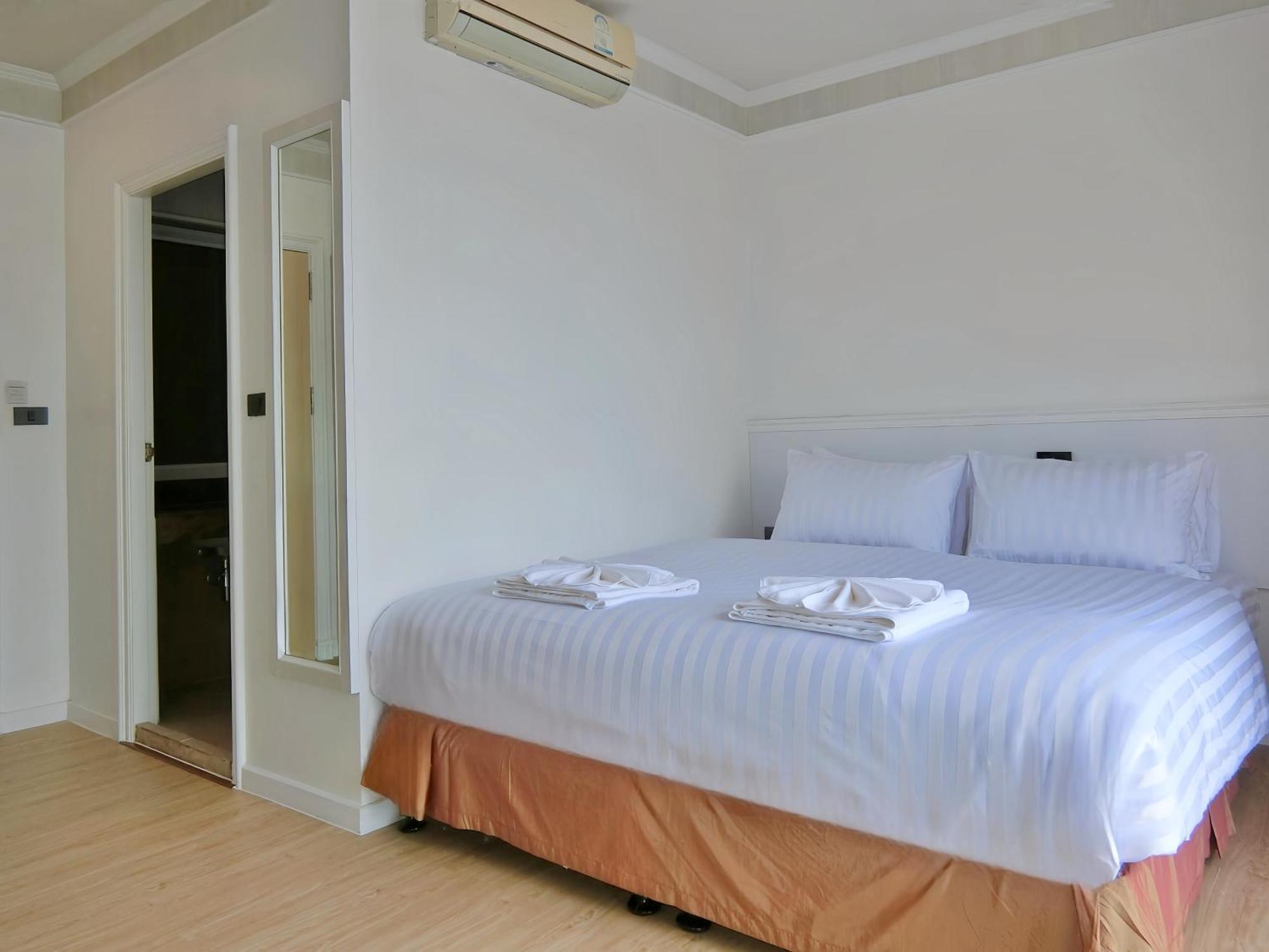 Sira Boutique Residence - Newly Renovated Patong Bagian luar foto