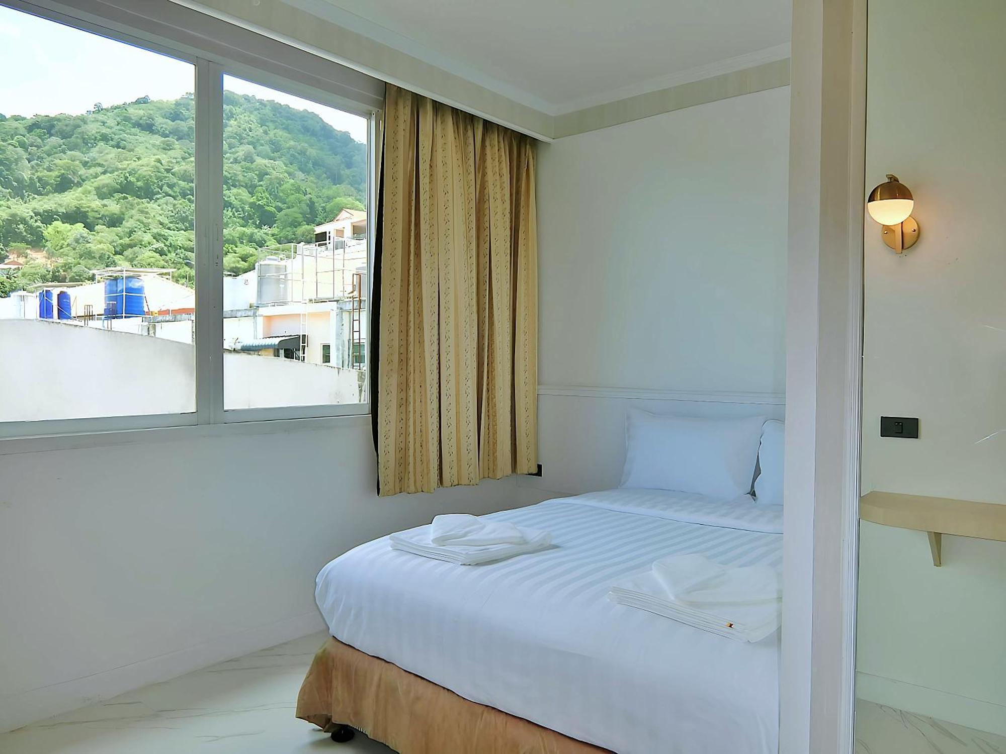 Sira Boutique Residence - Newly Renovated Patong Bagian luar foto