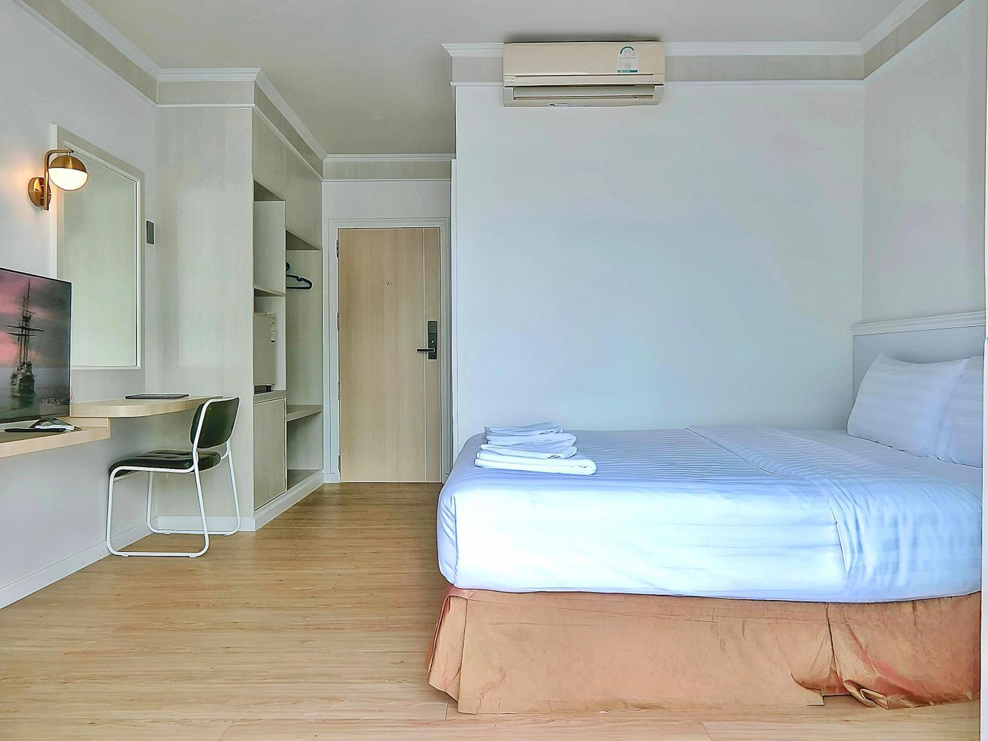 Sira Boutique Residence - Newly Renovated Patong Bagian luar foto