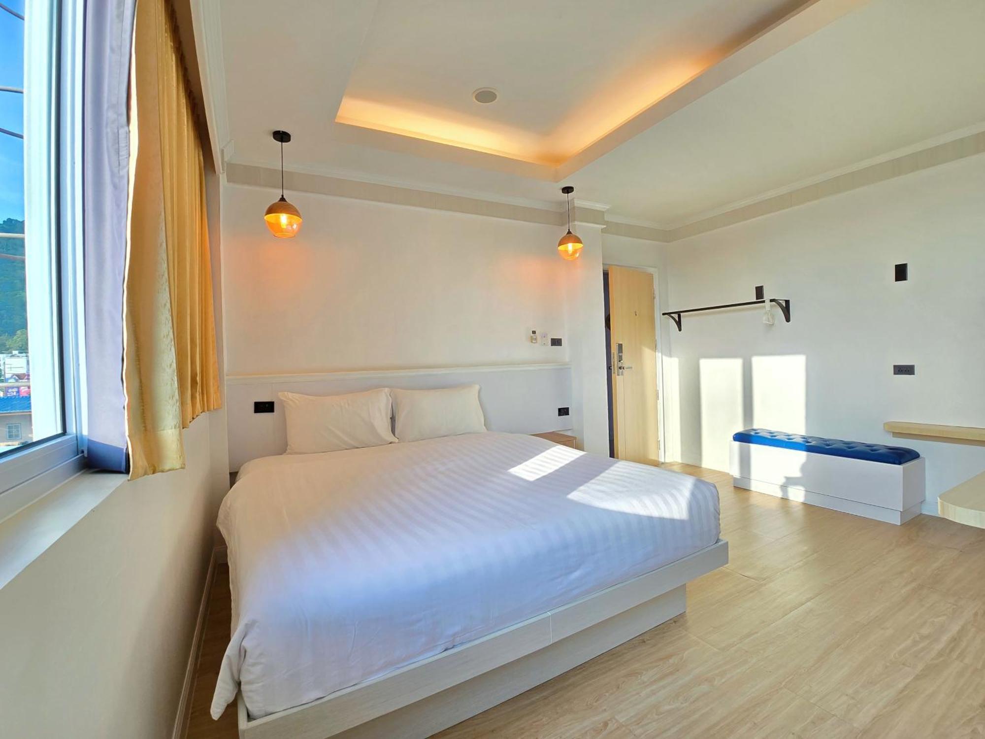 Sira Boutique Residence - Newly Renovated Patong Bagian luar foto