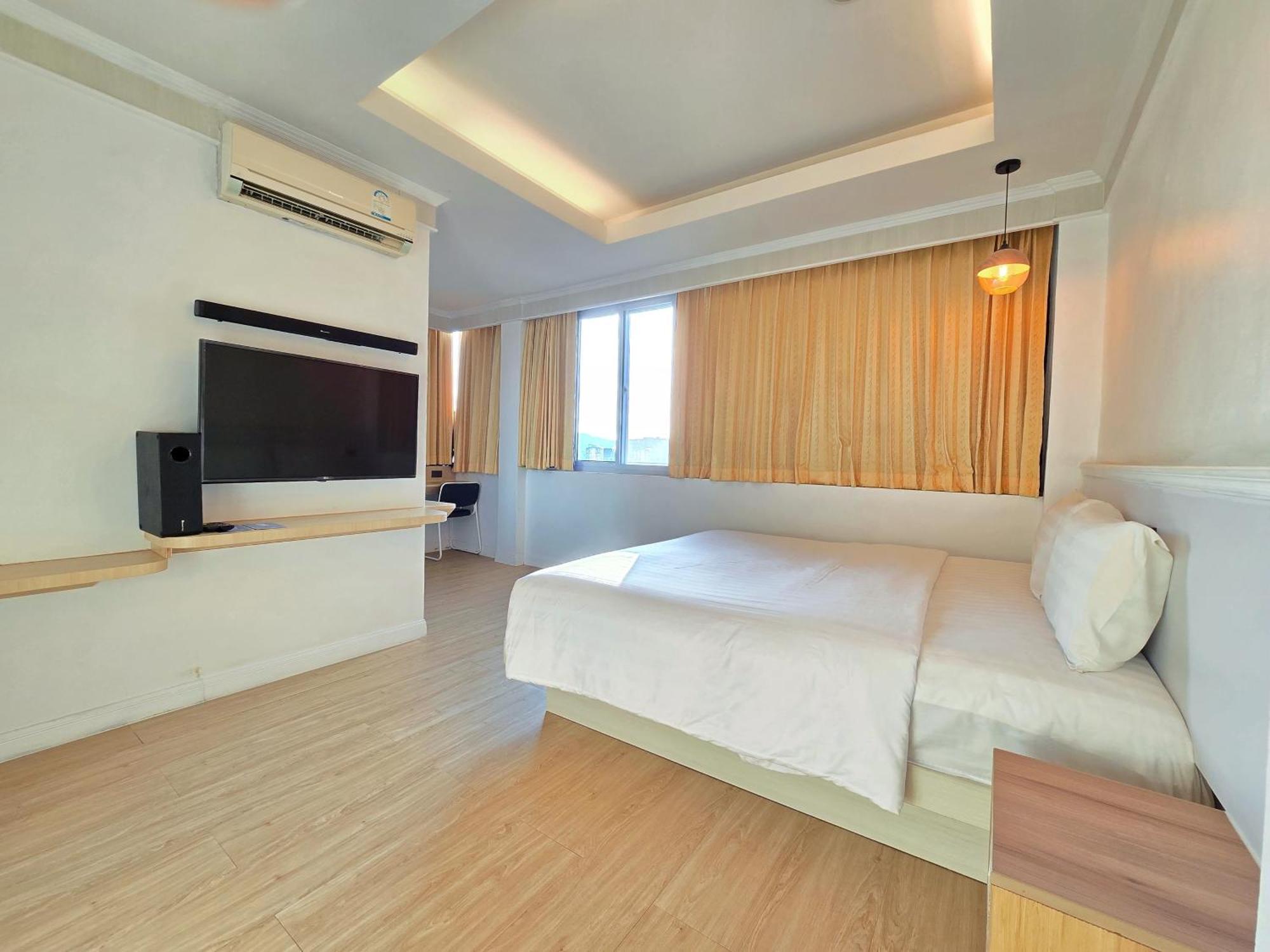 Sira Boutique Residence - Newly Renovated Patong Bagian luar foto