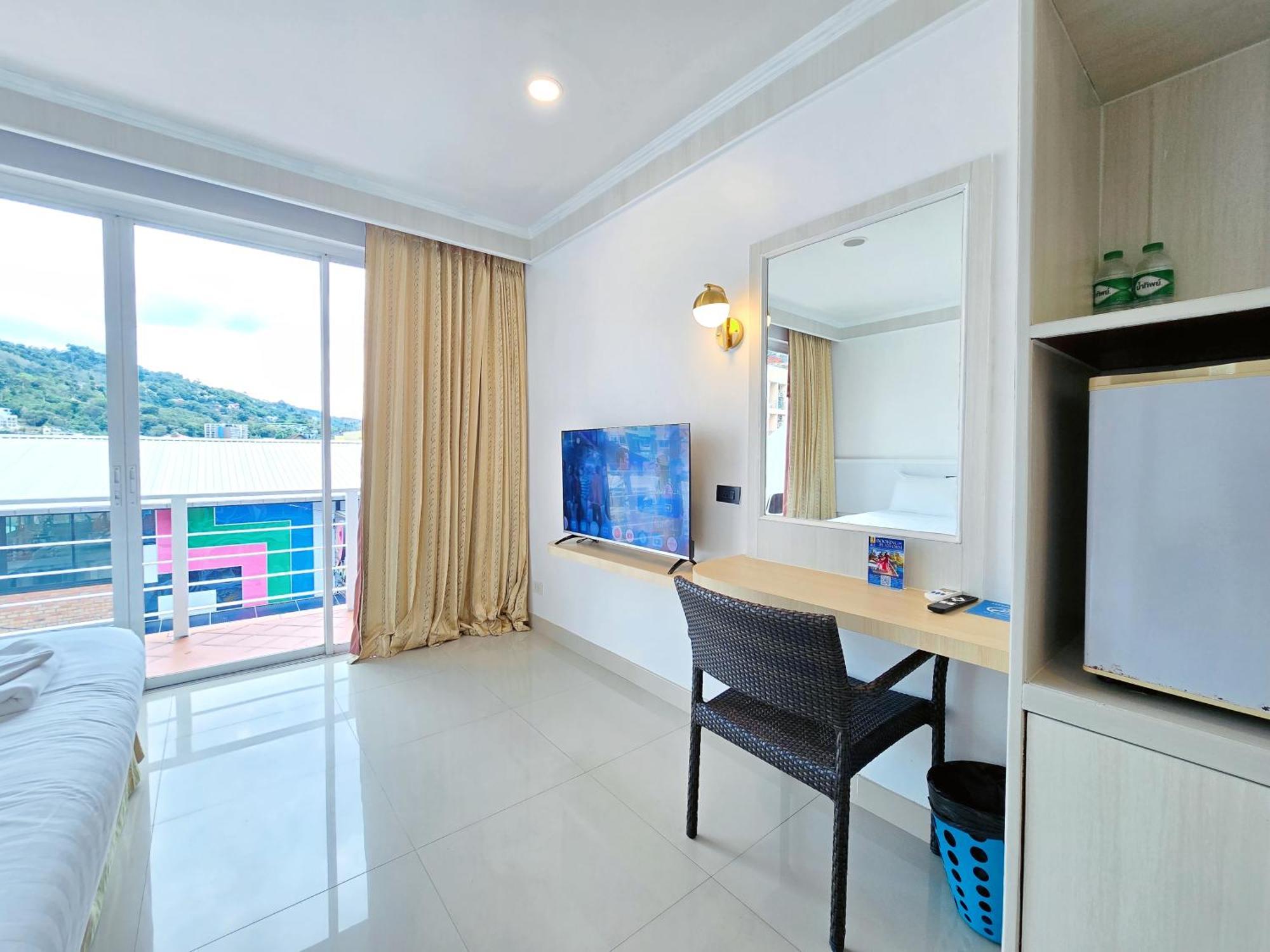 Sira Boutique Residence - Newly Renovated Patong Bagian luar foto