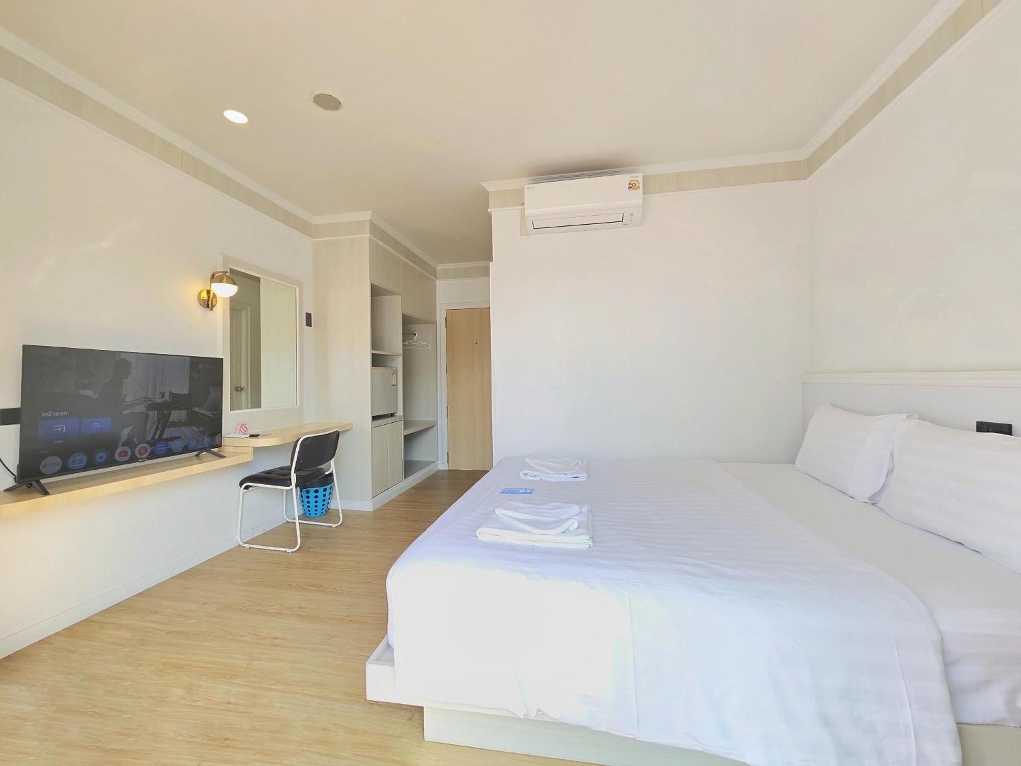 Sira Boutique Residence - Newly Renovated Patong Bagian luar foto